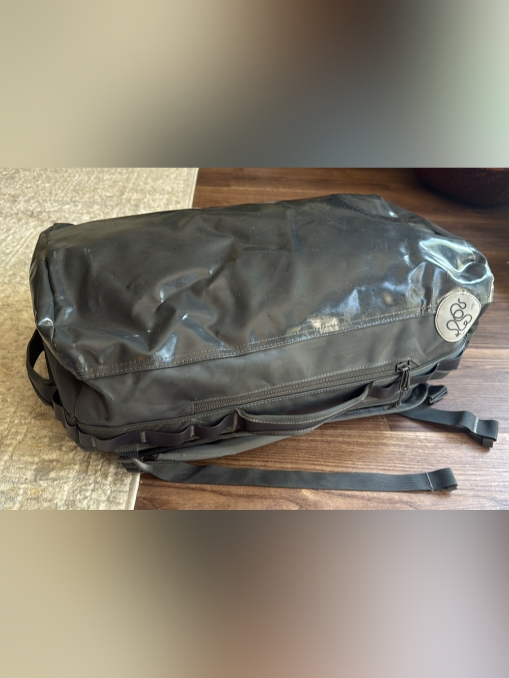Baboon to the Moon Go-Bag Small 40L in Grey - Picture 2 of 6